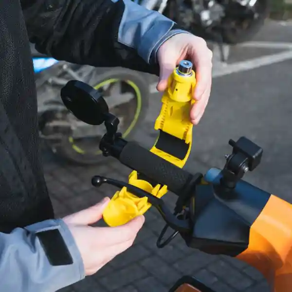 Antifurt Moto Oxford LeverLock cu Alarma Galben Lichidare de stoc
