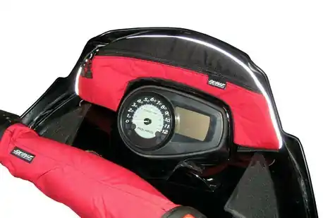 Preț redus Skinz Windshield Pak Black Polaris Fusion