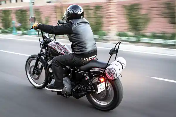 1(r) Narrow Bottom Ape Hanger Handlebar Black Ofertă de sezon
