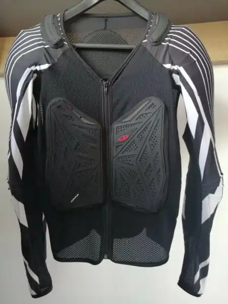 Ofertă de sezon Armura Jopa Zebra Design Soft